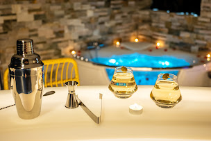 Photo n°1 de Cocon relax - Loveroom Montbéliard à Montbéliard (Location d'appartement de vacances)