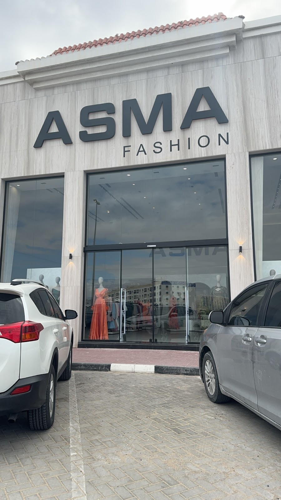 فاكتوري مول للفساتين - صورة 3