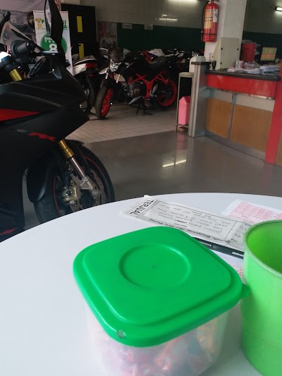 Photos of KOMPO MOTOR