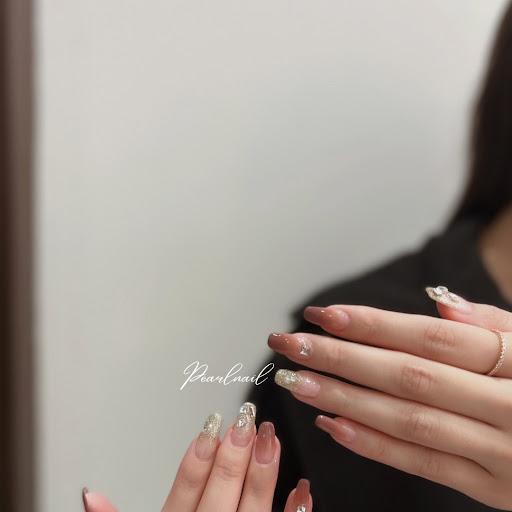 帔蘿美甲Pearl Nail 內湖店評價、價格、網友推薦資訊 - 專業細心的美甲與手足保養