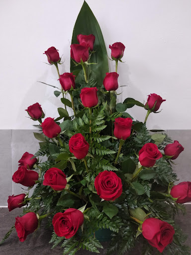Atando flores - Thumbnail