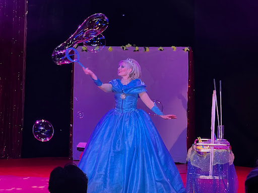 Russell's International Circus - Thumbnail