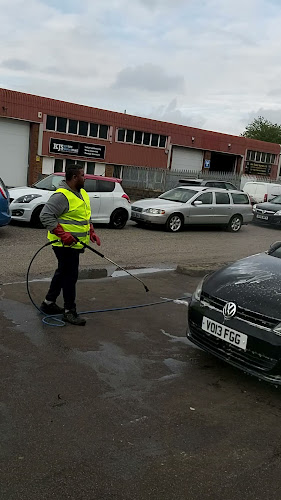 Reviews of A&G hand car wash in Peterborough - Car wash
