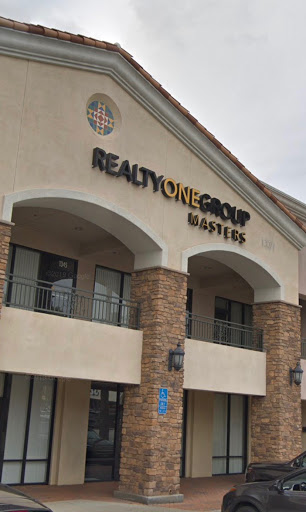 MARIA HIDALGO, REALTY ONE GROUP MASTERS Logo