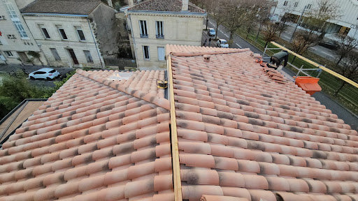 Photo de Couvreur Libourne -Entreprise Am Toiture à Libourne (33500)