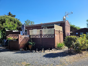 Photo n°3 de Châlet coin de paradis à Port des Barques à Port-des-Barques (Location d'appartement de vacances)