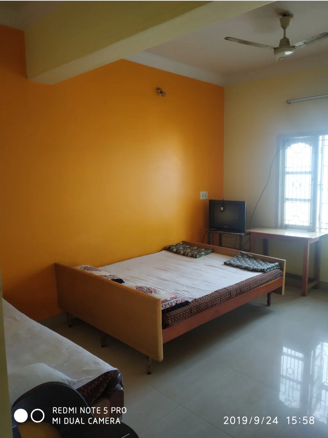 Sri Krishna Lodge
