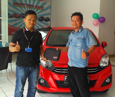 car-dealer