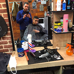 Photo n°36 de Coiffeur Maxime barber shop à Paris (Salon de coiffure)