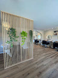 Photo n°1 de AURORA CARNAC à Carnac (Salon de coiffure)