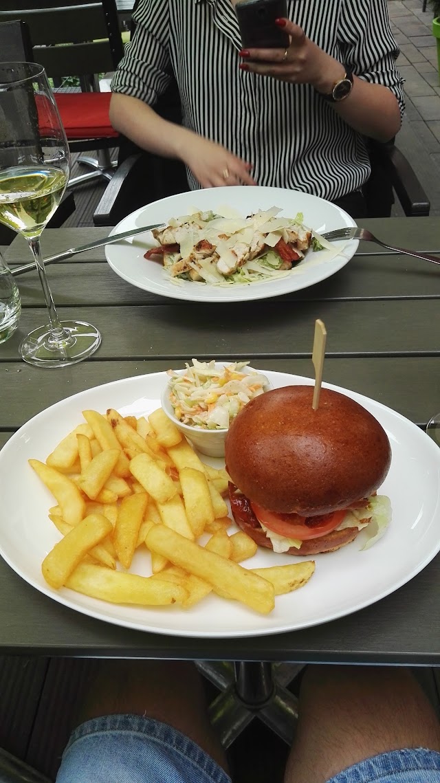 MOOD cafe - bar - restaurant