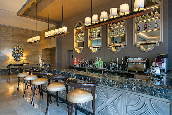 Titanic Deluxe Lara by null