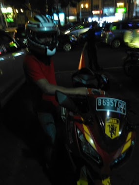 Parkiran Motor, Author: ruminto bigreds