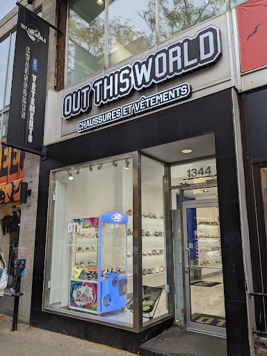 Out This World - Visual