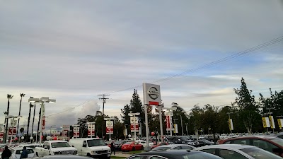 Photos of Nissan Van Nuys
