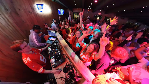 DJ Andrew Wilson