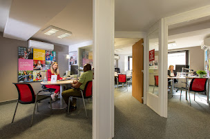 Photo n°3 de MAIF Assurances Saint-Germain-en-Laye à Saint-Germain-en-Laye (Banque d'épargne)