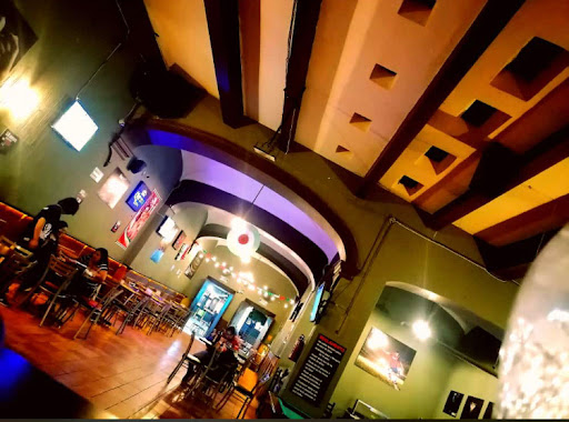 Bunker's - Visual
