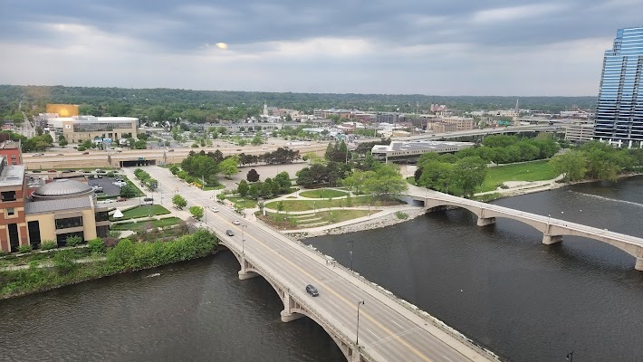 Grand Rapids - Image 2