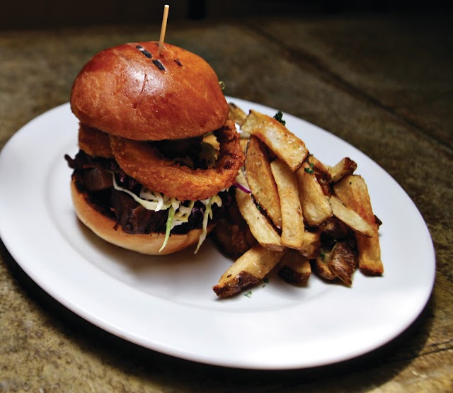 Los Olivos Wine Merchant Cafe