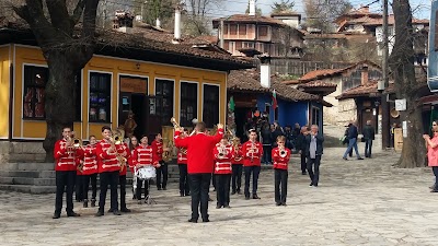 Photos of "20-ти април"