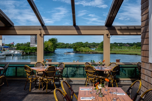 Matunuck Oyster Bar — photo