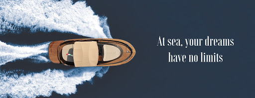 Macaia Boat