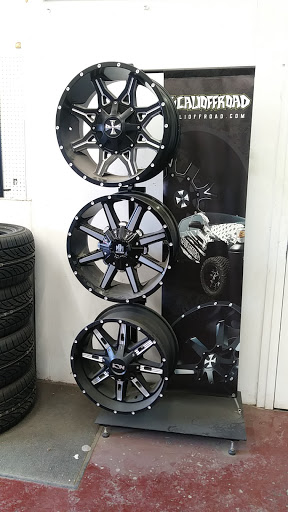 Peerless Tires - Visual