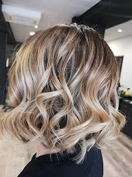 Photo n°6 de ck à Trouhans (Salon de coiffure)