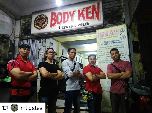 Body Ken, Author: Dinar Prayoga