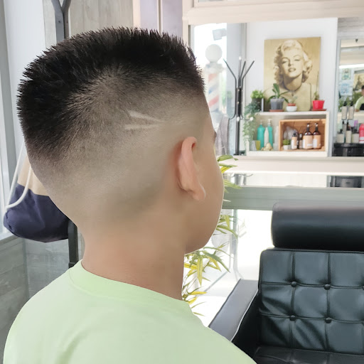 Adri Peluquería Adry , Barbería Adry : Alhaurin El Grande - Thumbnail