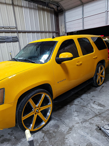 Unlimited autobody - Thumbnail