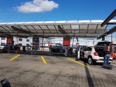 Photos of Oscar Wash & Care AG