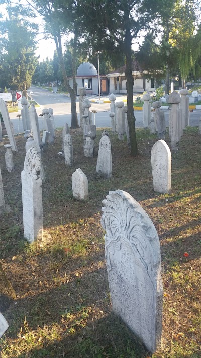Mezarlıklar Müdürlüğü Merkez Mezarlığı ve Şehitliği