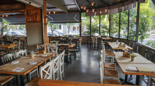 «ΕΤΣΙ ΑΠΛΑ» ΜΟΥΣΙΚΟ ΜΕΖΕΔΟΠΩΛΕΙΟ