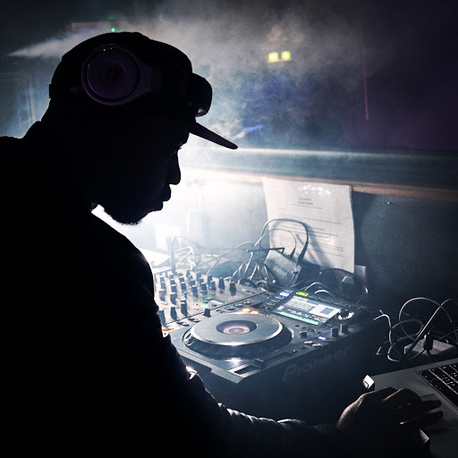 TK Studio - Visual