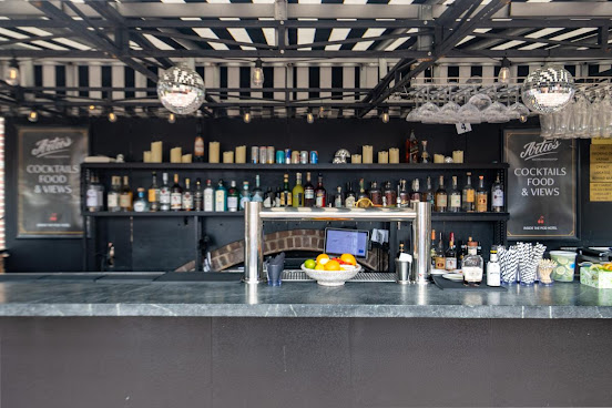 Artie's Backroom & Rooftop by null