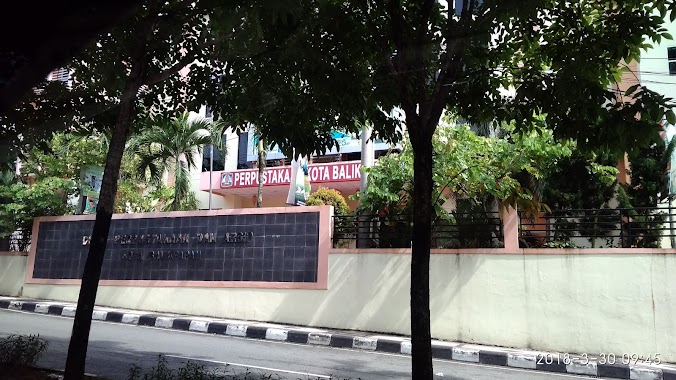 Perpustakaan Daerah Balikpapan, Author: Kayin Fauzi