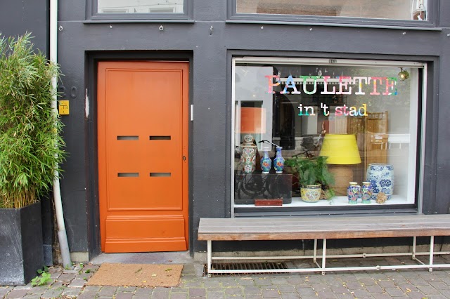 PAULETTE in 't stad
