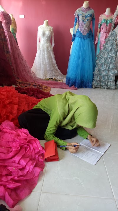 Photos of Susi Salon Rias Penganten