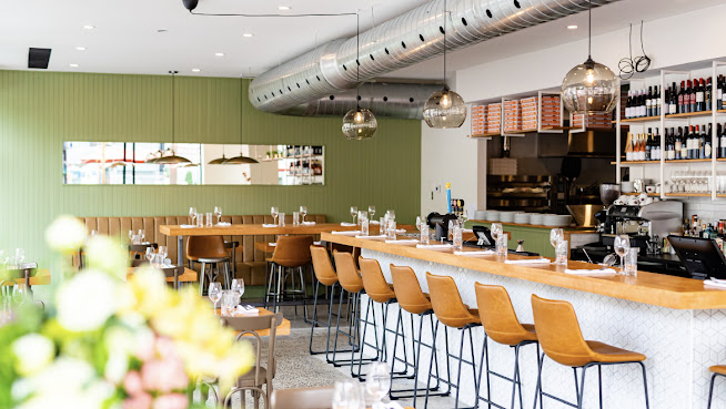 Stella pizzeria by null