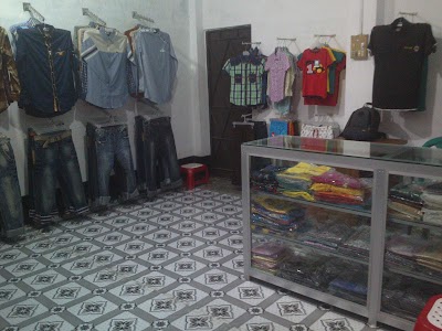 Photos of Hasi Wears
