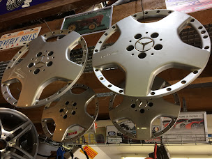 Photo n°7 de Réparation et rénovation de jantes automobiles à Plougoumelen - Ateliers de Kéréné à Plougoumelen (Service de restauration d'automobiles)