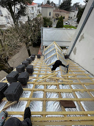 Photo n°3 de Bertrand toiture à Lyon (Magasin de matériel pour l'entretien des toitures)