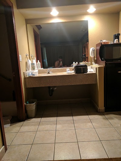 Photos of Thunderbird Lodge