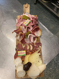 Photo n°1 de L'Auberge du Château - Restaurant & Locations de vacances à Génos (Maison de vacances)