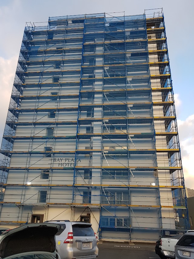 Bay Plaza Hotel