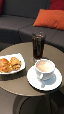 MasterCard Airport Lounge, Author: Viktor Tisza