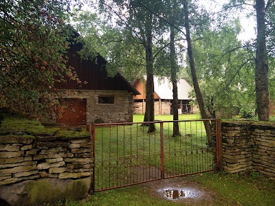 Photos of Rootsi-Kallavere k&uuml;lamuuseum