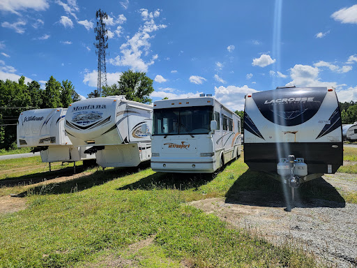 Carolina Camper Solutions llc Logo